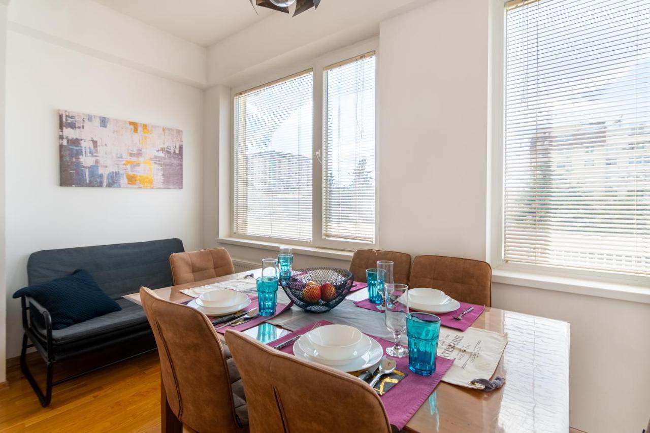 High-End Spacious Apartment Next To City Mall Skopje Buitenkant foto
